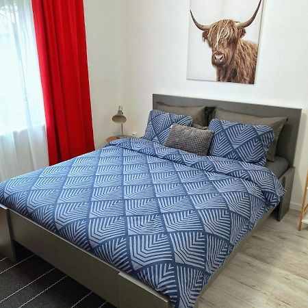 Highland Home - Cozy Apartments Near City Center Oradea Exterior photo